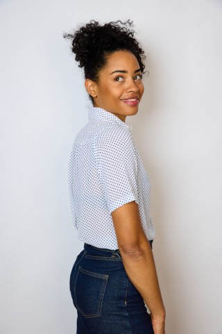 Camisa vintage blanca con topitos azules- Ropa mujer SusiSweetdress