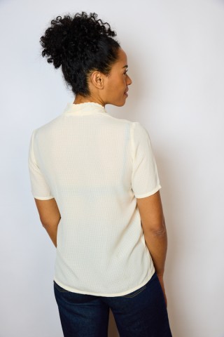 Camisa vintage beige claro con bordados- Ropa mujer SusiSweetdress