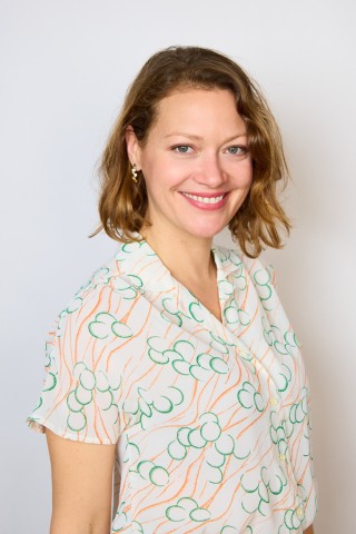 Camisa vintage blanca estampada en naranja y verde- Ropa mujer SusiSweetdress