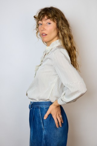 Camisa vintage blanca con finas rayas negras- Ropa mujer SusiSweetdress
