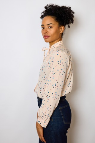 Camisa vintage beige rosado estampado de hojas- Ropa mujer SusiSweetdress