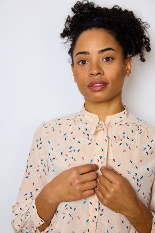 Camisa vintage beige rosado estampado de hojas- Ropa mujer SusiSweetdress