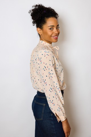 Camisa vintage beige rosado estampado de hojas- Ropa mujer SusiSweetdress