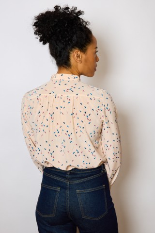 Camisa vintage beige rosado estampado de hojas- Ropa mujer SusiSweetdress