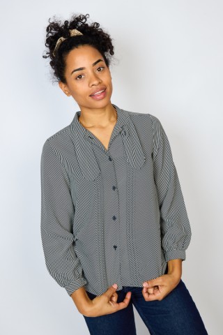 Camisa vintage blanca y negra a rayas diagonales- Ropa mujer SusiSweetdress