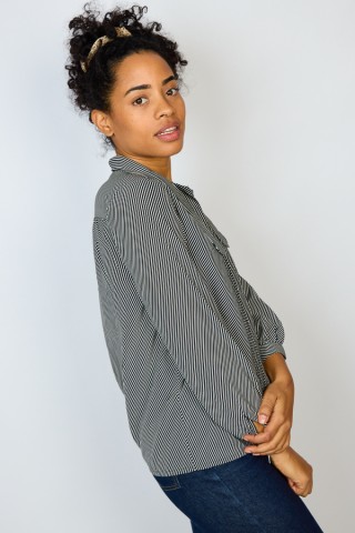 Camisa vintage blanca y negra a rayas diagonales- Ropa mujer SusiSweetdress