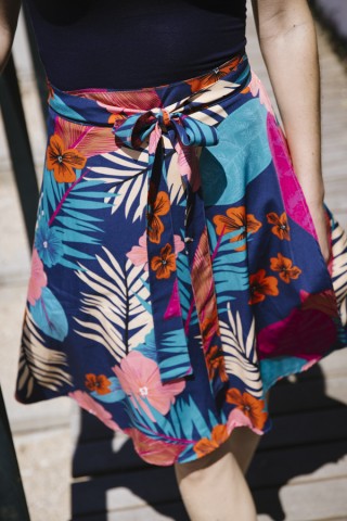 Falda midi cruzada azul tropical- Ropa mujer SusiSweetdress