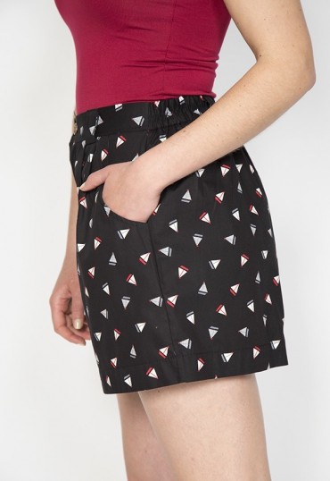 Shorts color negro con barcos blancos- Ropa mujer SusiSweetdress