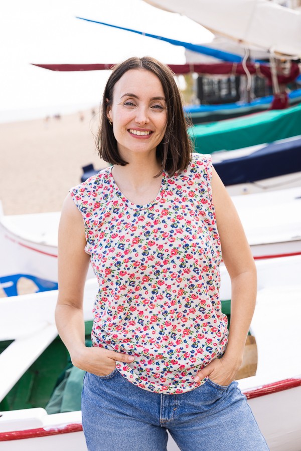 Camiseta SusiSweetdress blanca con flores colores- Ropa mujer SusiSweetdress