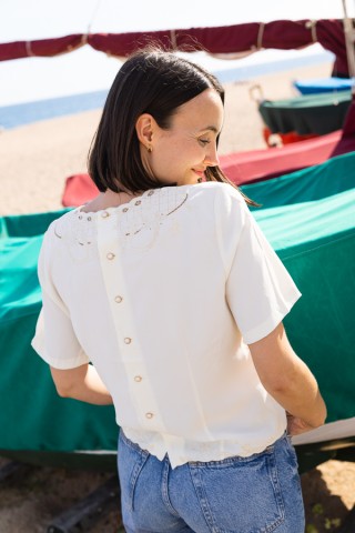 Camisa vintage blanco roto con bordado beis- Ropa mujer SusiSweetdress