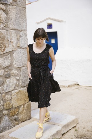 Vestid negro con tirantes anchos- Colección SusiSweetdress