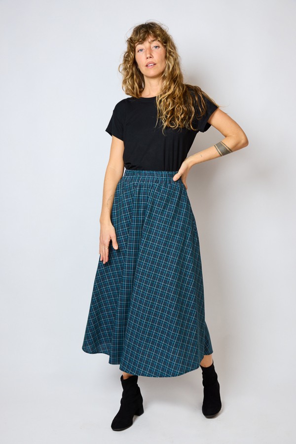 Falda maxi larga azul a cuadros con bolsillos- Ropa mujer SusiSweetdress