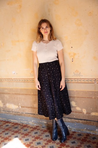 Falda larga de pana negra con flores amarillas pastel con botones- Ropa mujer SusiSweetdress