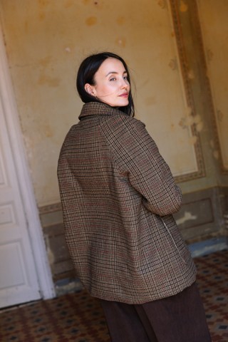 Abrigo corto en cuadros en tonos marrones-Ropa mujer SusiSweetdress