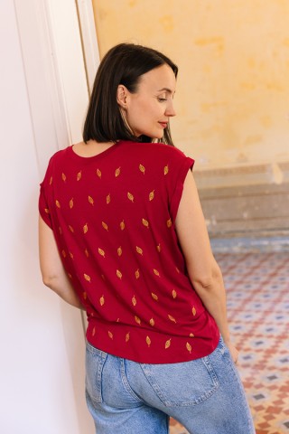 Camiseta SusiSweetdress granate hojas doradas- Ropa mujer SusiSweetdress