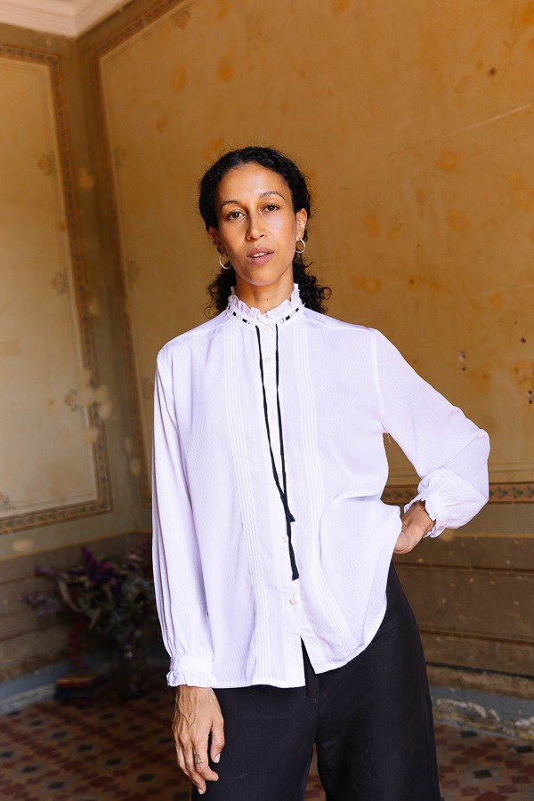 Camisa vintage blanca con lazo negro- Ropa mujer SusiSweetdress