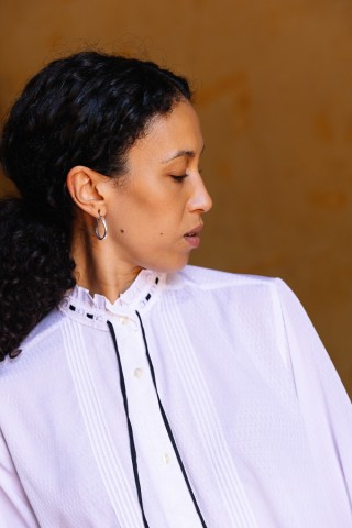 Camisa vintage blanca con lazo negro- Ropa mujer SusiSweetdress