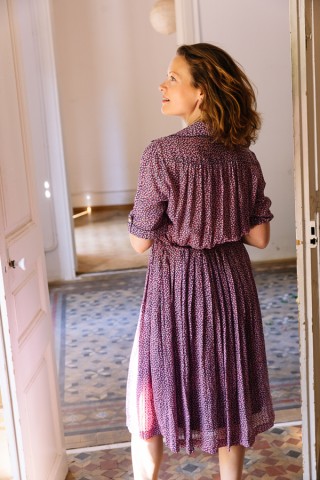 Vestido vintage azul marino con flores lilas - Ropa mujer vintage SusiSweetdress