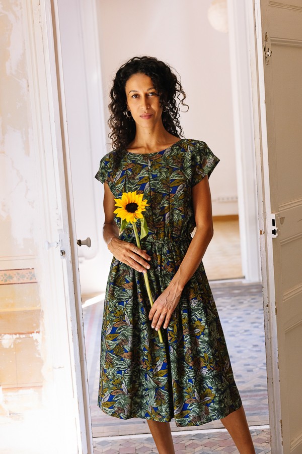 Vestido vintage azul marino con hojas tropicales verdes - Ropa mujer vintage SusiSweetdress