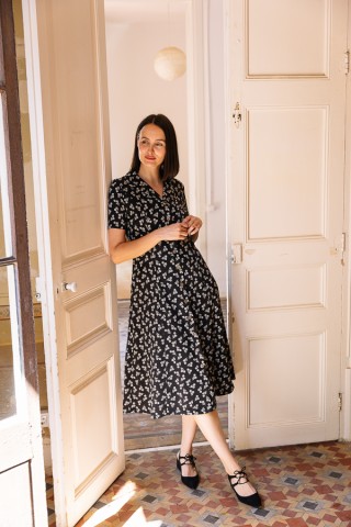 Vestido vintage negro con margaritas blancas - Ropa mujer vintage SusiSweetdress