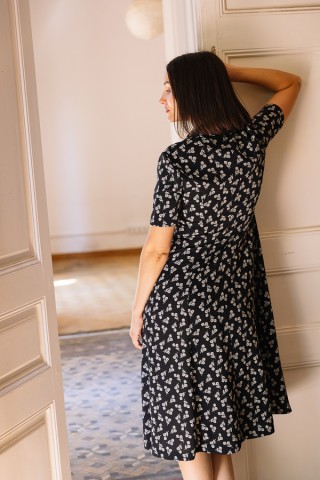 Vestido vintage negro con margaritas blancas - Ropa mujer vintage SusiSweetdress
