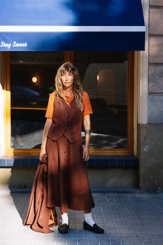 Chaleco pata gallo en tonos marrón, granate y negro - Ropa SusiSweetdress