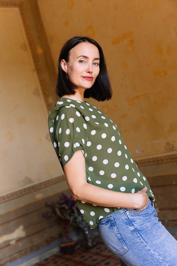 Camisa vintage kaki con topos blancos- Ropa mujer SusiSweetdress